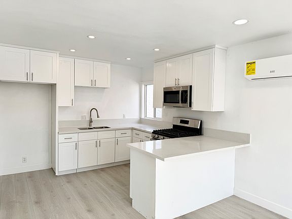 4th image of 6419 Prospect Ave #E