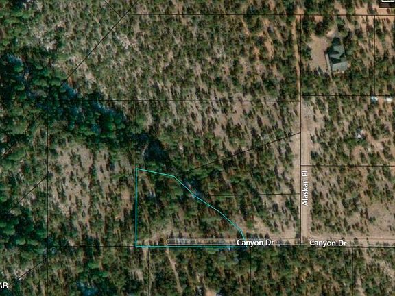 3rd image of 1740 Canyon Dr