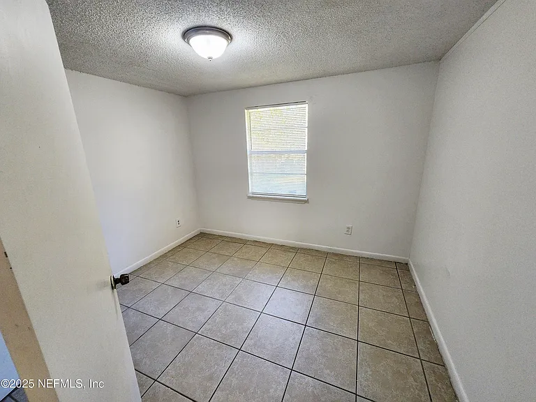 7127 Prellie St — Photo 9