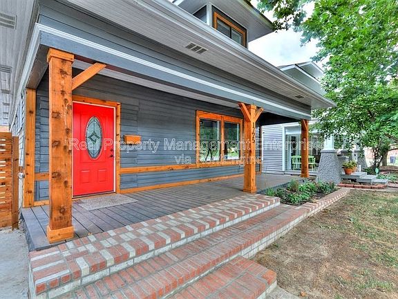 2nd image of 1725 N McKinley Ave