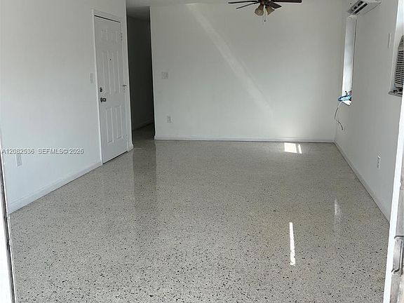 5th image of 1125 SE 9th Ave #4