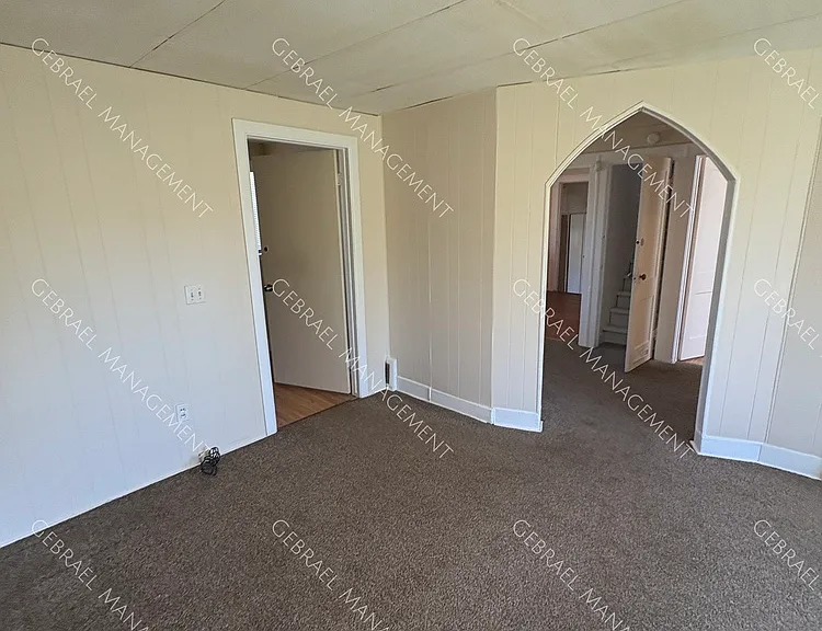 1549 Ryan St — Photo 9