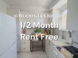 36 Wood Glen Rd #302, Toronto, ON M1N 2V9