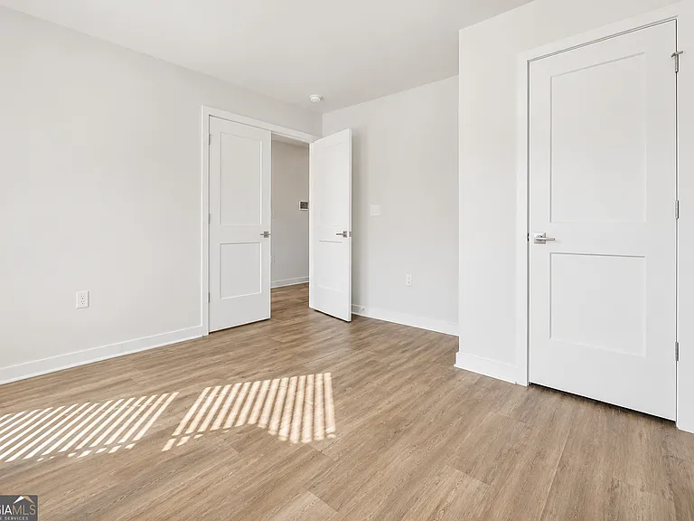 1129 Bluecoat Cir — Photo 16