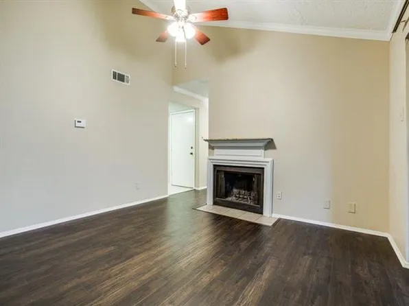 5300 Keller Springs Rd, Dallas, TX