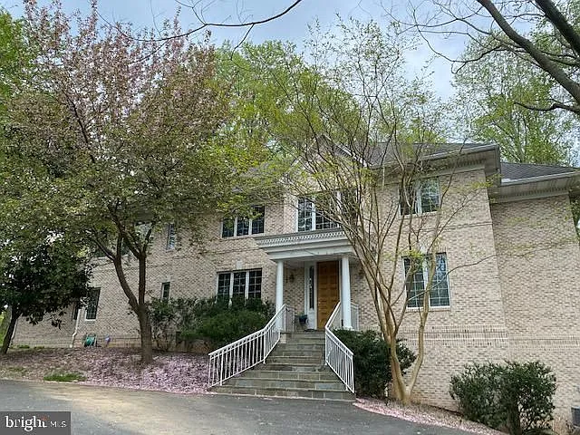 8309 Old Seven Locks Rd — Photo 1