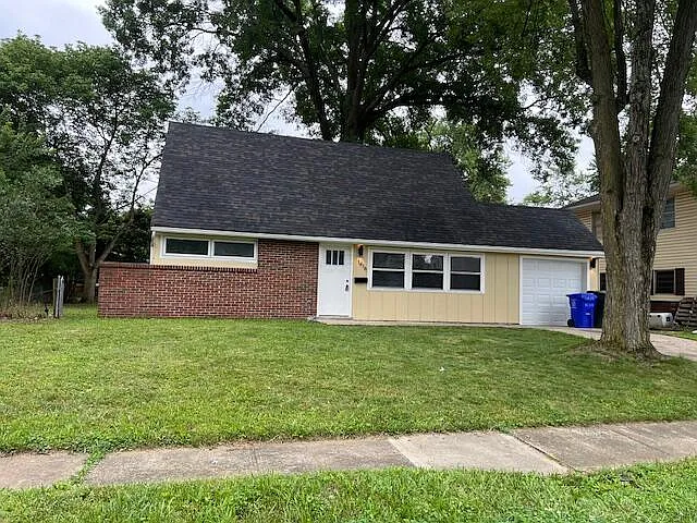 1416 Benson Dr photo 1