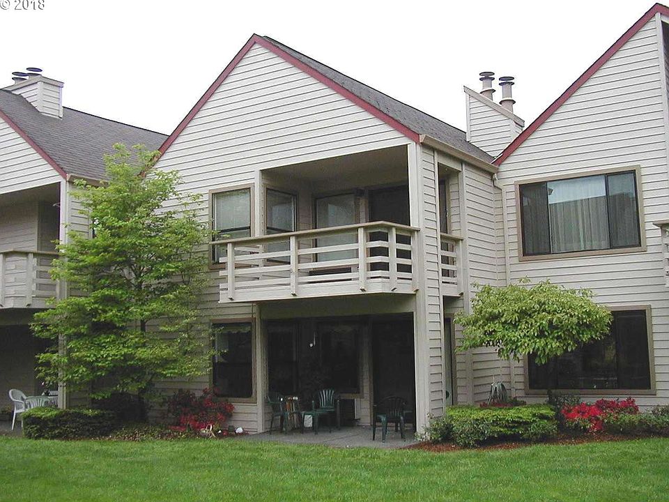 1st image of 2312 SE Baypoint Dr Unit 92