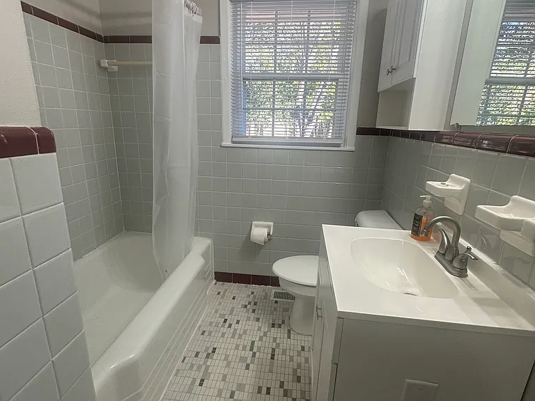 1815 Fargo Dr — Photo 7