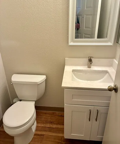 1422 S Villa Way — Photo 6