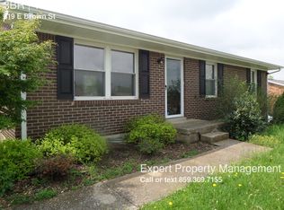 319 E Brown St, Nicholasville, KY 40356