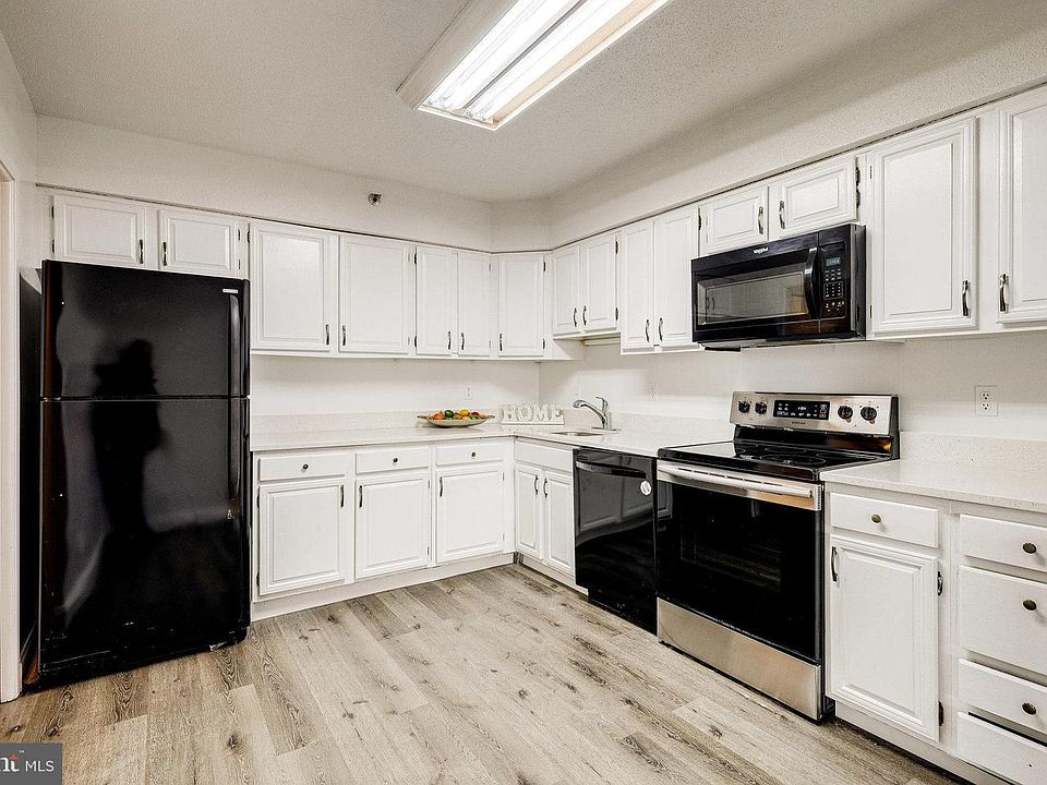 1st image of 3713 George Mason Dr #1104