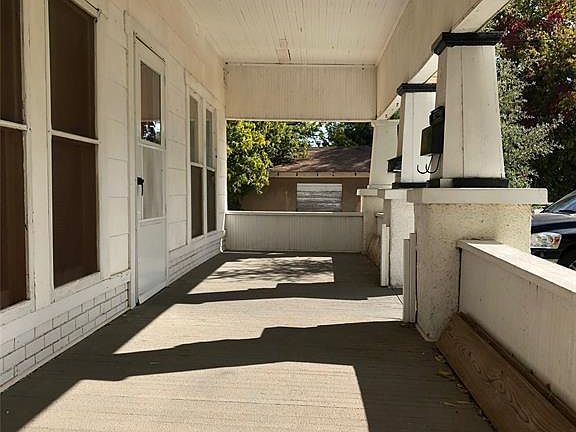 4th image of 1826 S 8th St