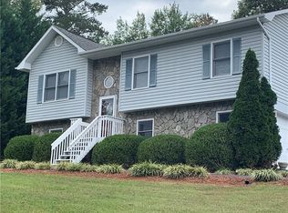 1600 Lee Pearson Rd, Granite Falls, NC 28630