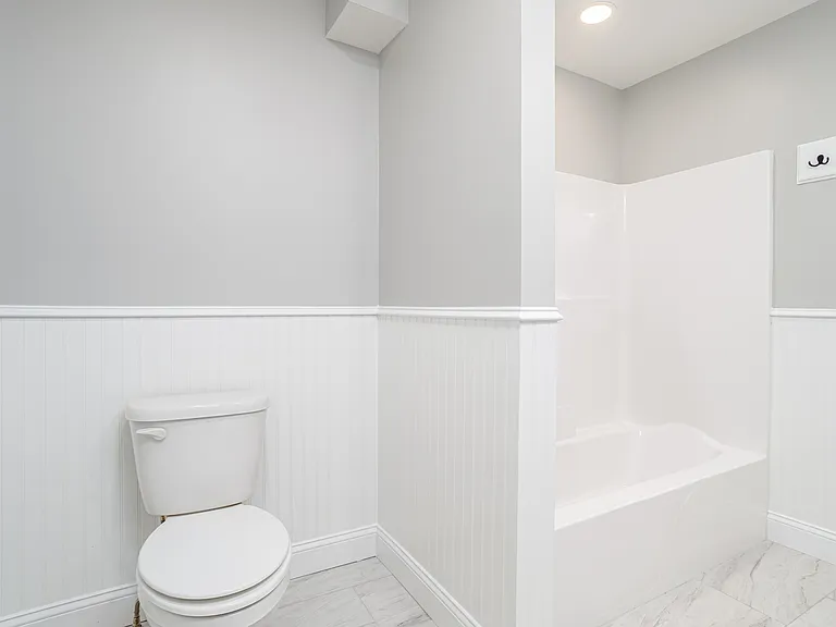 27 Milton St #1 — Photo 23