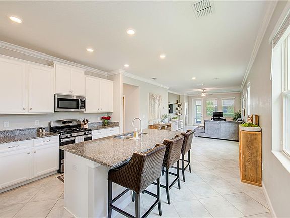 4th image of 4976 Ballantrae Blvd