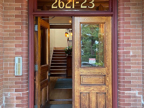 2nd image of 2621 1st Ave S #6