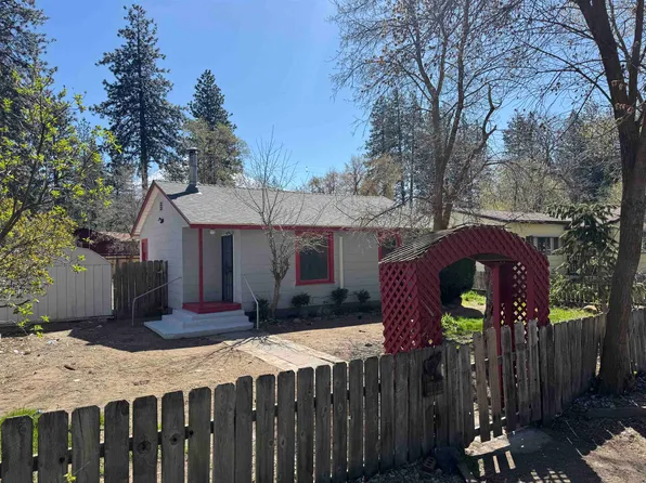 19124 Brookside Ave, Weed, CA 96094