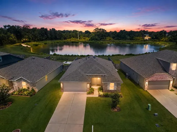 12828 Water Dive Ct, Willis, TX 77318