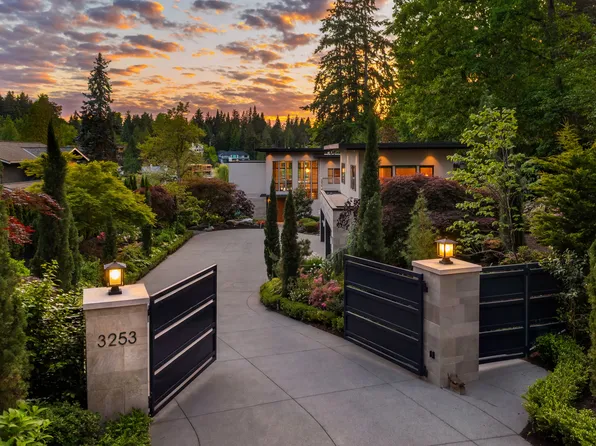 3253 Hunts Point Rd, Hunts Point, WA 98004