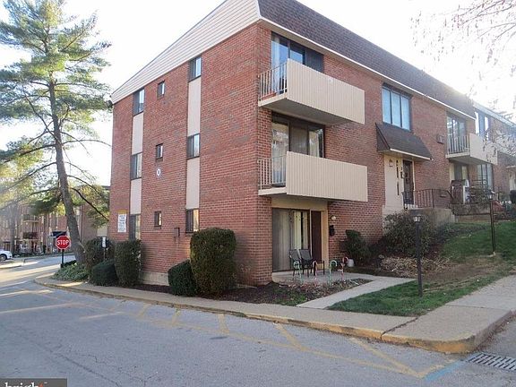 2nd image of 100 E Glenolden Ave #B-19