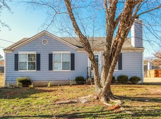 4257 Catalpa Ct, Ellenwood, GA 30294