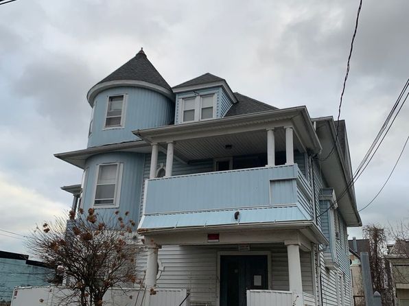 35-37 Highland Ave #35