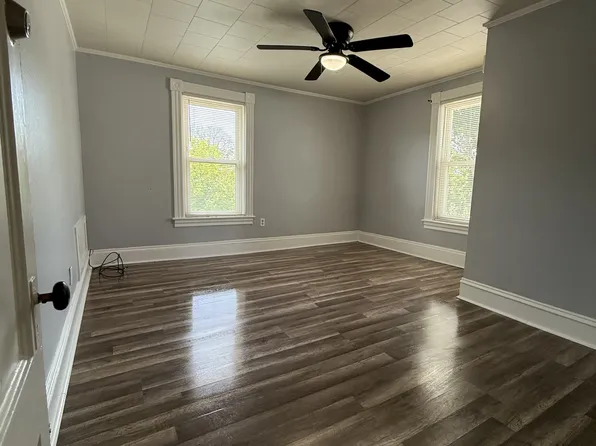 56 Mount Pleasant Ave #1, Leominster, MA 01453
