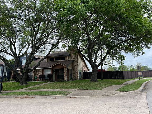 2nd image of 1601 Lemonwood Cir