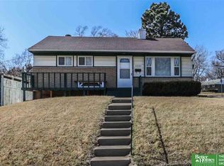 3202 S 40th St, Omaha, NE 68105