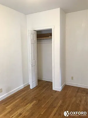 Rented by Oxford Property Group | media 77