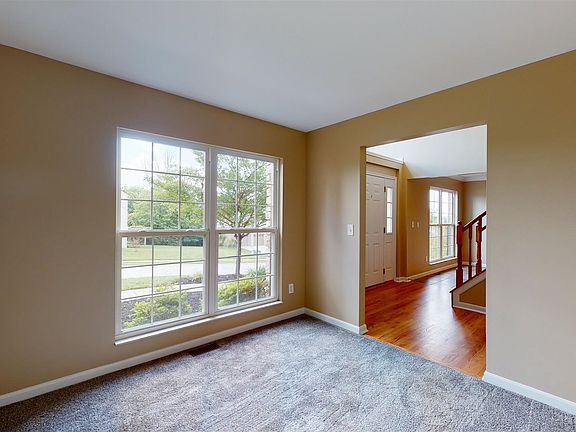 2nd image of 1496 Glenaire Ln