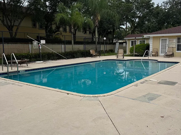 1803 Palm Beach Trace Dr — Photo 3