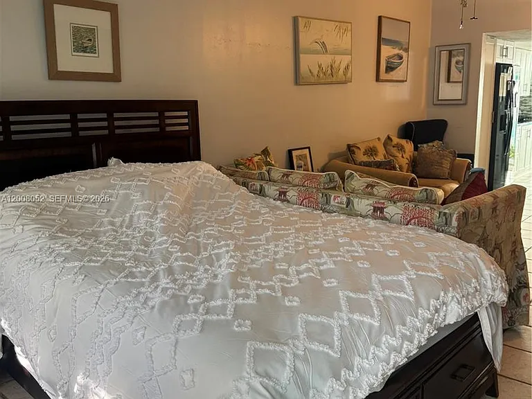 6490 Collins Ave #6 — Photo 1