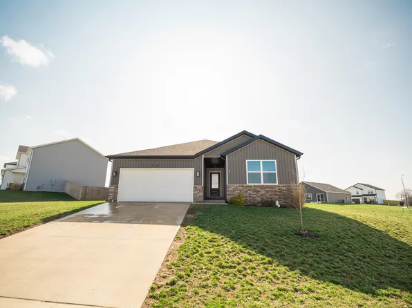 310 Great Plains Street, Nixa, MO 65714
