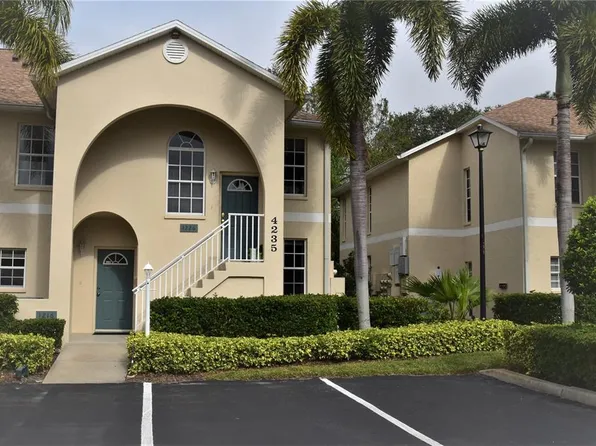 4235 Castlebridge Ln, Sarasota, FL
