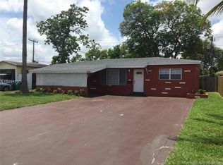 2411 Arcadia Dr, Miramar, FL 33023