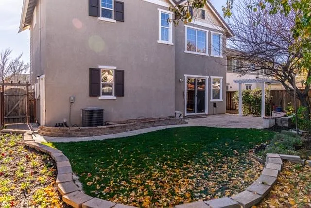 135 W Verano Ct — Photo 12