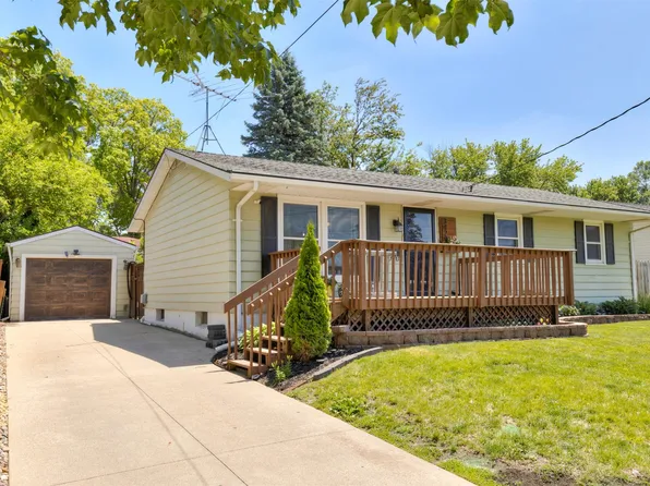 3429 E 38th Ct, Des Moines, IA 50317