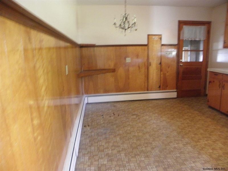 2nd image of 1222 HOULTON Avenue