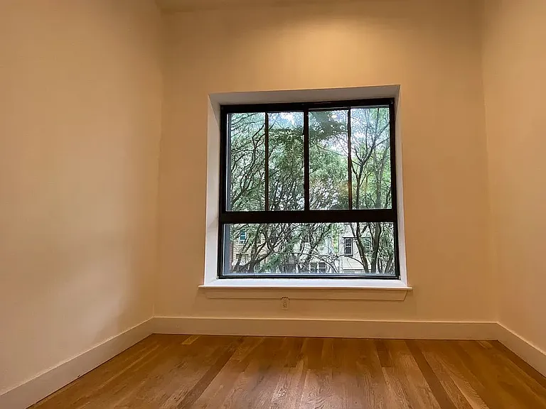 69 Granite St #2BB — Photo 2