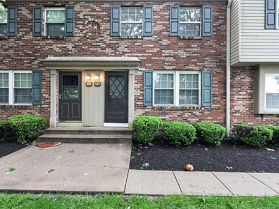 5th image of 107 Marco Ln #11