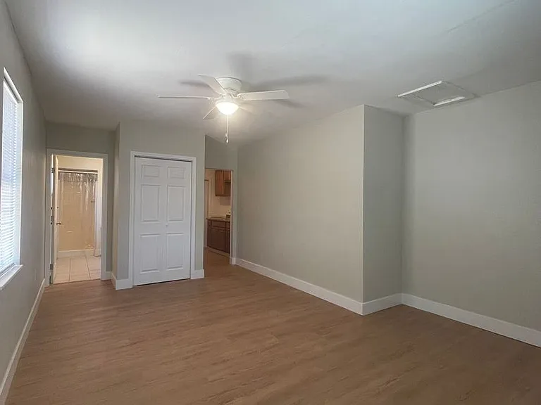 2762 & 2764 Lanning Ave — Photo 4