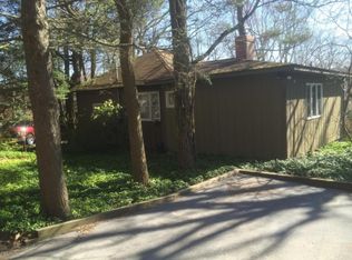 315 Goldfinch Rd, Mount Pocono, PA 18344