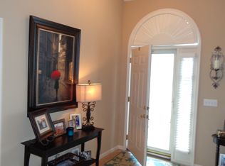 105 NE Hidden Meadow Ln, Lees Summit, MO 64064