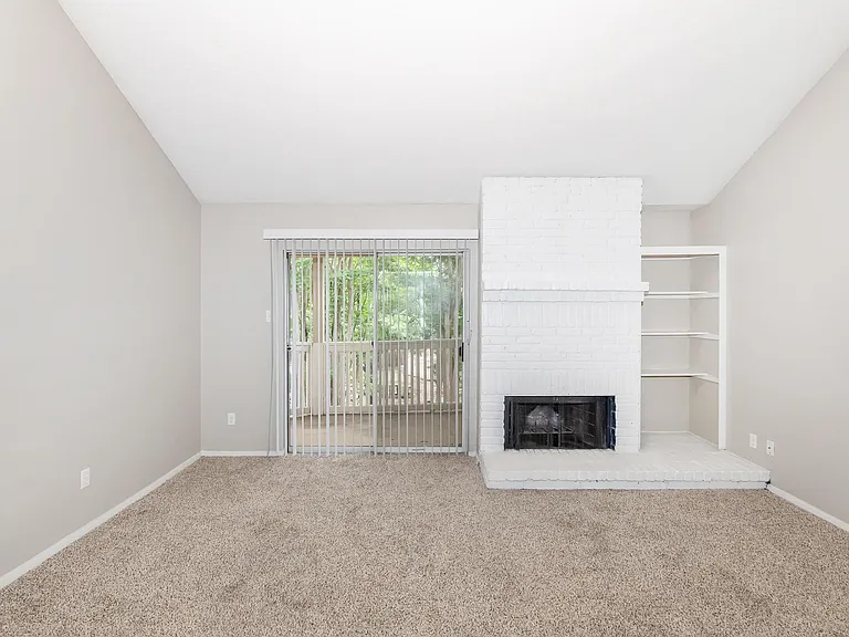 12148 Jollyville Rd — Photo 61