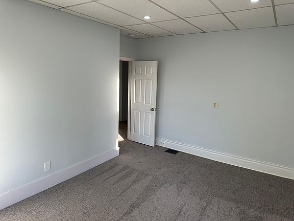 3rd image of 420 Main St #201