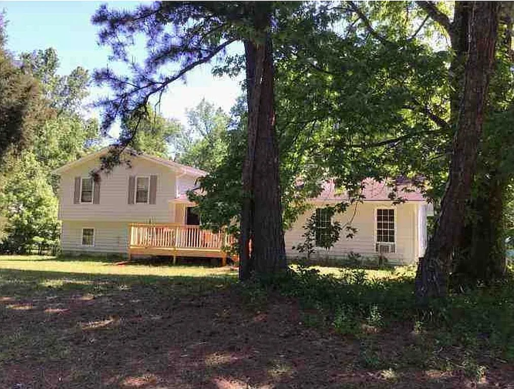 2211 Highway 154 photo 1