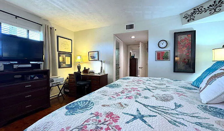 1 John Anderson Dr #405 — Photo 24