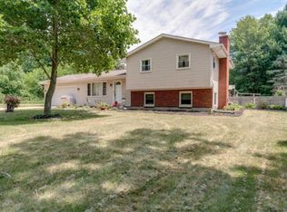 16310 15 Mile Rd, Marshall, MI 49068